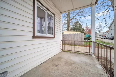 111 Quincy St, Elyria, OH 44035 photo 32
