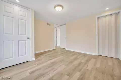 111 Quincy St, Elyria, OH 44035 photo 18