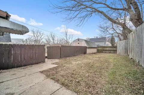 111 Quincy St, Elyria, OH 44035 photo 26
