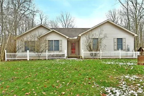 2075 N Duck Creek Rd, North Jackson, OH 44451