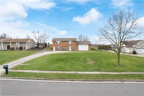 985 Lanedale St NW, Massillon, OH 44647