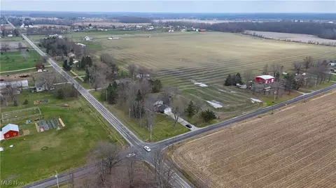 15953 Whitehead Rd, Lagrange, OH 44050 photo 9