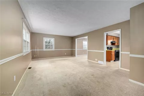 15953 Whitehead Rd, Lagrange, OH 44050 photo 17