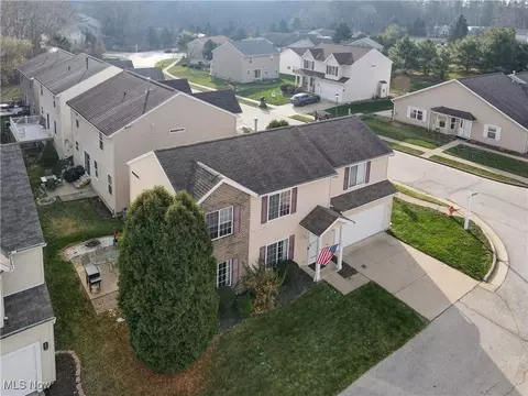 View/Area - 3154 Castleton Ct, Akron, OH 44312 photo 2 of 6