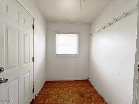 2445 E 30th St, Lorain, OH 44055 photo 22