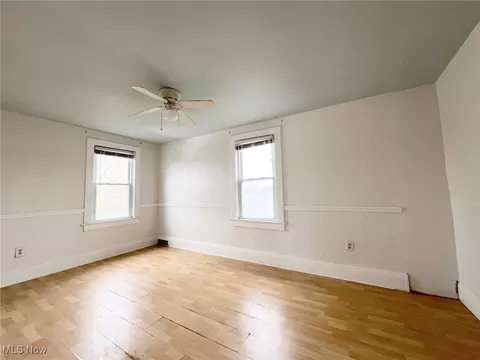 2445 E 30th St, Lorain, OH 44055 photo 28