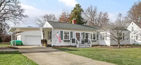 1652 Barbara Dr, Wooster, OH 44691