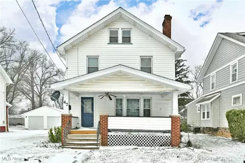 47 Orchard St, Newton Falls, OH 44444