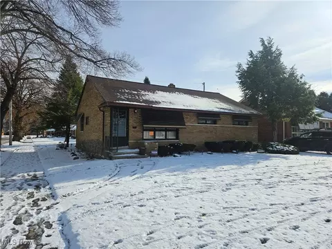 4599 Roadoan Rd, Brooklyn, OH 44144