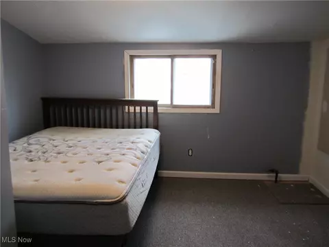 Bedroom - 10464 Lagrange Rd, Elyria, OH 44035 photo 3 of 3
