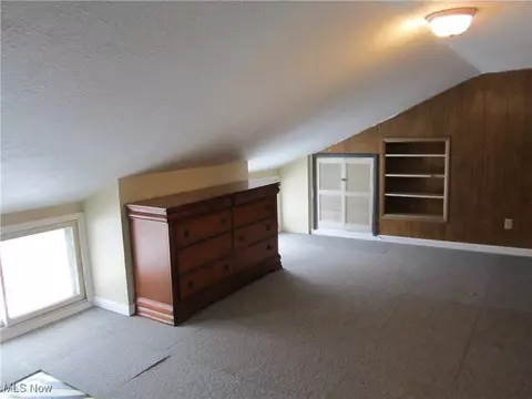 Bedroom - 10464 Lagrange Rd, Elyria, OH 44035 photo 2 of 3