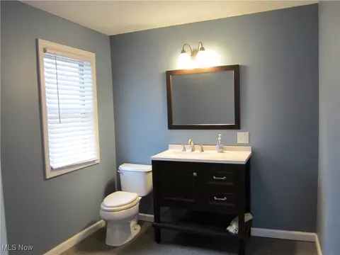 Bath - 10464 Lagrange Rd, Elyria, OH 44035 photo 1 of 4