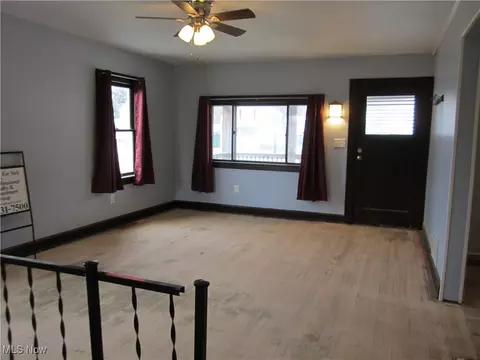 Living - 10464 Lagrange Rd, Elyria, OH 44035 photo 1 of 2