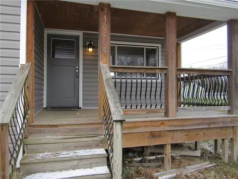 Exterior - 10464 Lagrange Rd, Elyria, OH 44035 photo 4 of 8