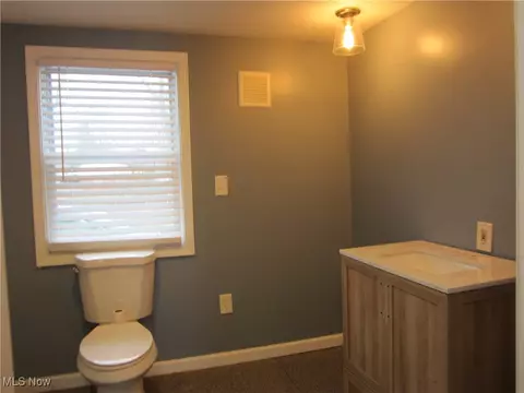 Bath - 10464 Lagrange Rd, Elyria, OH 44035 photo 3 of 4