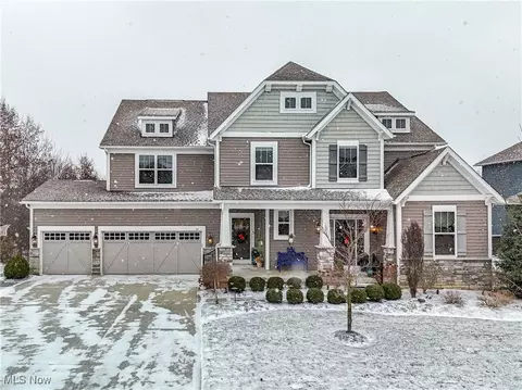 59 Harvester Dr, Copley, OH 44321