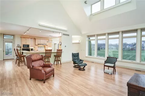 Living - 567 Symphony Way, Sharon, OH 44281 photo 1 of 4