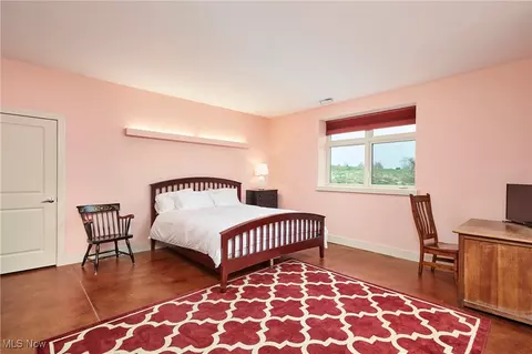 Bedroom - 567 Symphony Way, Sharon, OH 44281 photo 3 of 5