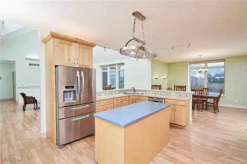 Kitchen - 567 Symphony Way, Sharon, OH 44281 photo 1 of 4