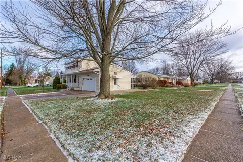 Exterior - 3521 Marshall Ave, Lorain, OH 44053 photo 2 of 11