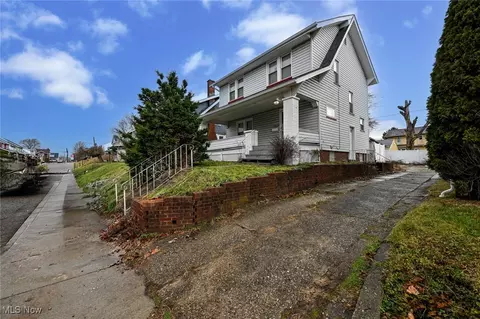 2415 11th St NW, Canton, OH 44708 photo 6