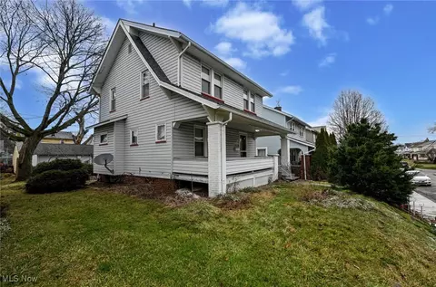 2415 11th St NW, Canton, OH 44708 photo 4