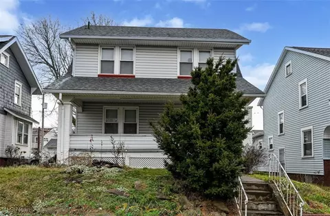2415 11th St NW, Canton, OH 44708 photo 2