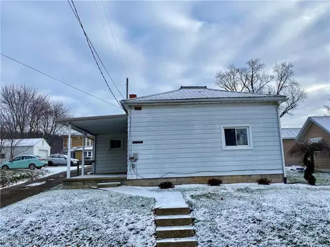 131 E 3rd St, Perrysville, OH 44864 photo 2