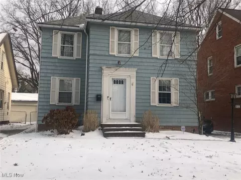 135 E 213th St, Euclid, OH 44123 photo 2