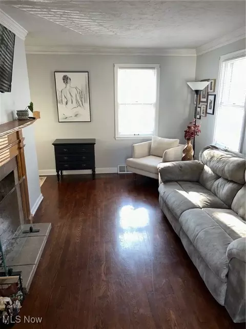 135 E 213th St, Euclid, OH 44123 photo 10