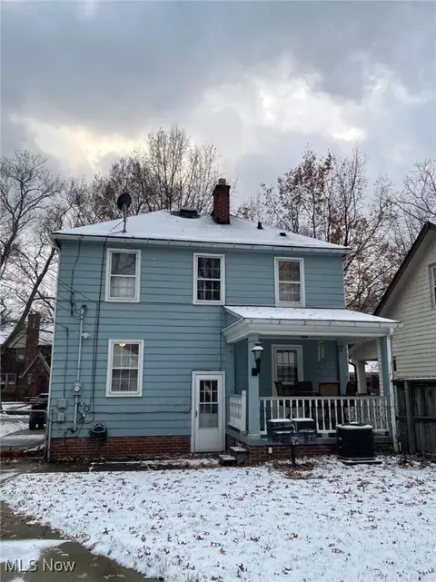 135 E 213th St, Euclid, OH 44123 photo 23
