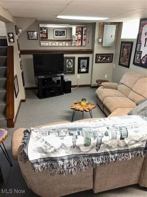 135 E 213th St, Euclid, OH 44123 photo 12