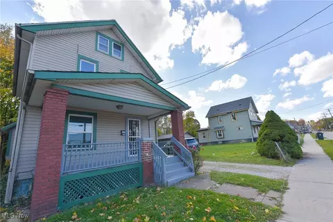1182 5th Ave, Akron, OH 44306