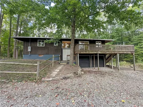 49180 Whittlesey Rd, Amherst, OH 44001