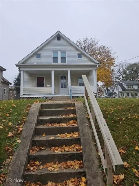 3140 12th St NW, Canton, OH 44708