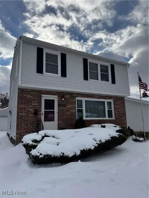 30906 Harrison Rd, Wickliffe, OH 44092