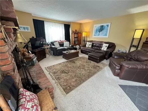 30906 Harrison Rd, Wickliffe, OH 44092 photo 14
