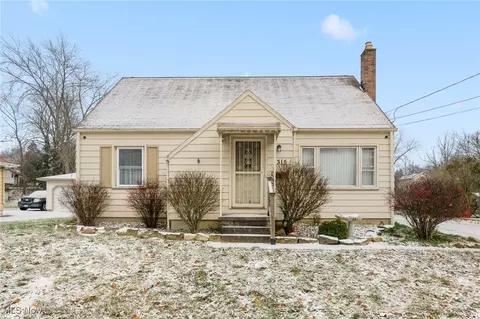 315 S Bon Air Ave, Youngstown, OH 44509