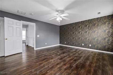 Bedroom - 190 Stonepointe Dr, Berea, OH 44017 photo 7 of 7
