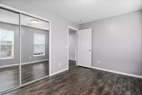 Bedroom - 190 Stonepointe Dr, Berea, OH 44017 photo 3 of 7