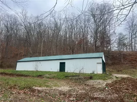 4355 Walker Rd, Walker, WV 26180 photo 2