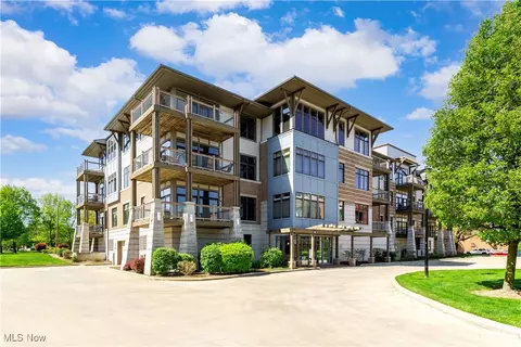 1403 Copper Trce #205, Cleveland Heights, OH 44118