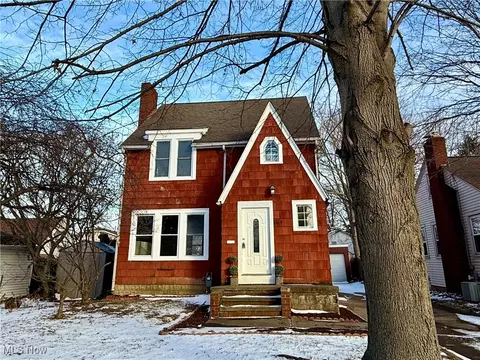 1135 Hillsdale Ave, Lorain, OH 44052