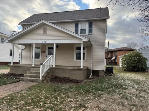1048 NW Union Ave, New Philadelphia, OH 44663