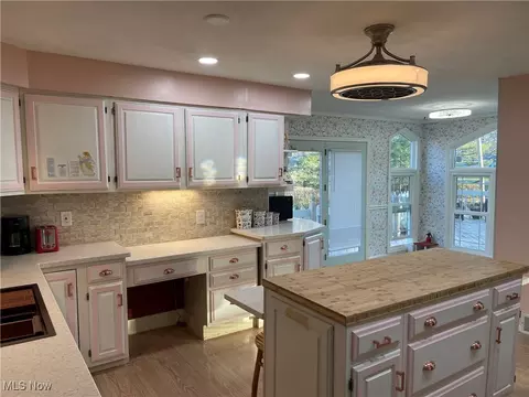 Kitchen - 170 Burns Rd, Elyria, OH 44035 photo 3 of 5