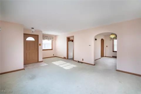 5160 Broadway, Lorain, OH 44052 photo 6