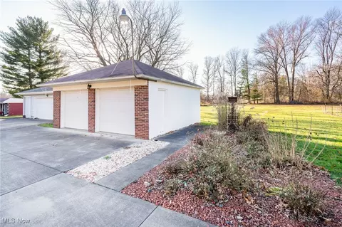 5160 Broadway, Lorain, OH 44052 photo 38