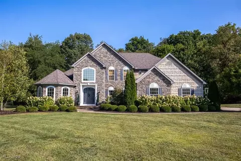 4679 Paxton Rd, Copley, OH 44321