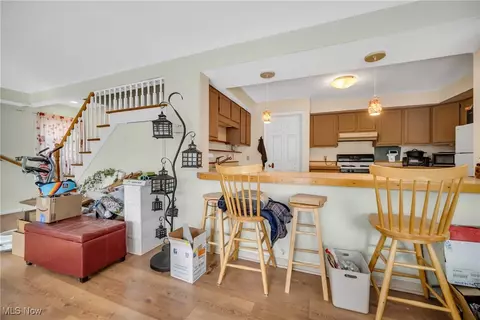 Kitchen - 577 Grayton Rd, Berea, OH 44017 photo 4 of 4