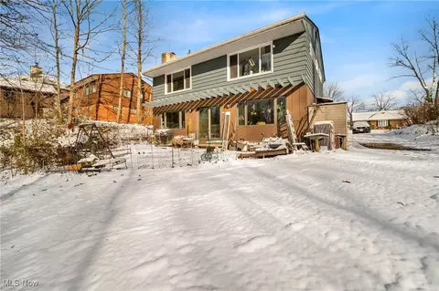 Exterior - 577 Grayton Rd, Berea, OH 44017 photo 5 of 9